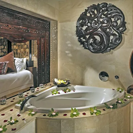Villa La Caleta Sleeps 4 Pool Air Con Wifi