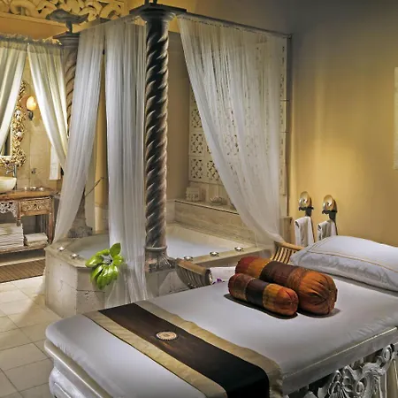Villa La Caleta Sleeps 4 Pool Air Con Wifi Costa Adeje (Tenerife)