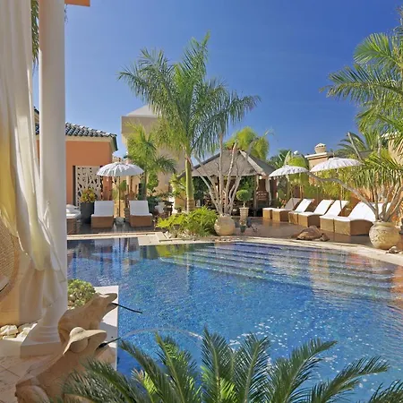 La Caleta Sleeps 4 Pool Air Con Wifi Villa